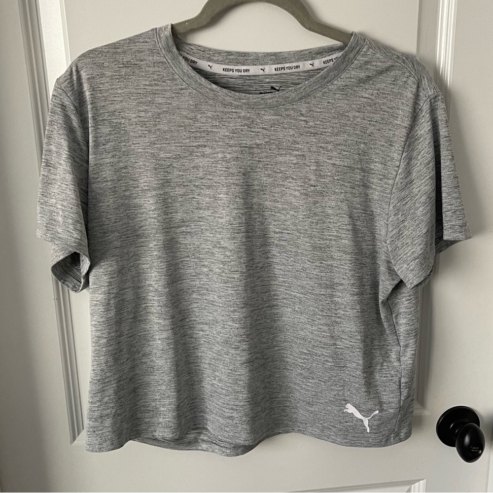 puma cropped workout tee nwot